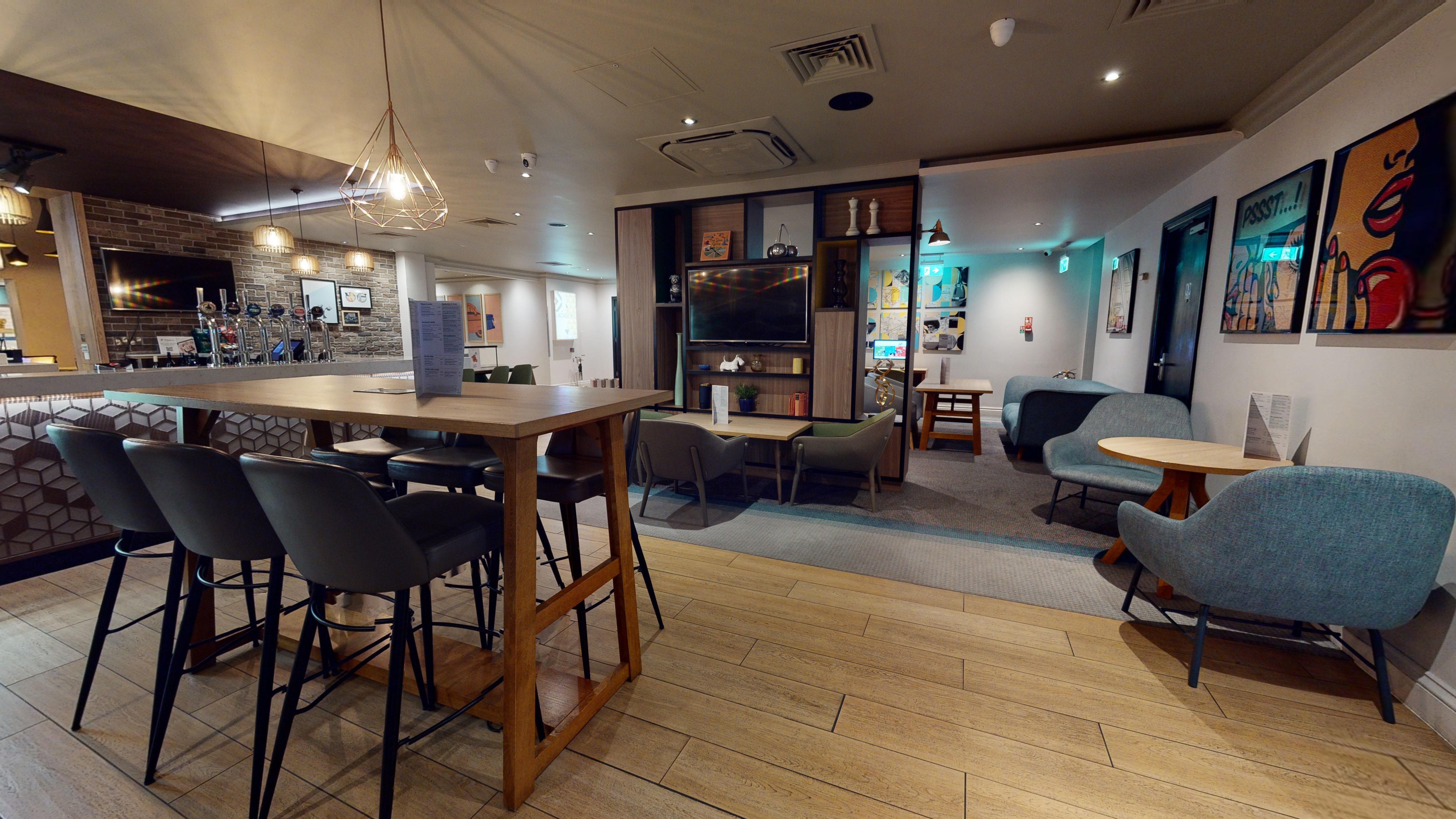 Holiday Inn Brentwood By Ihg Εξωτερικό φωτογραφία