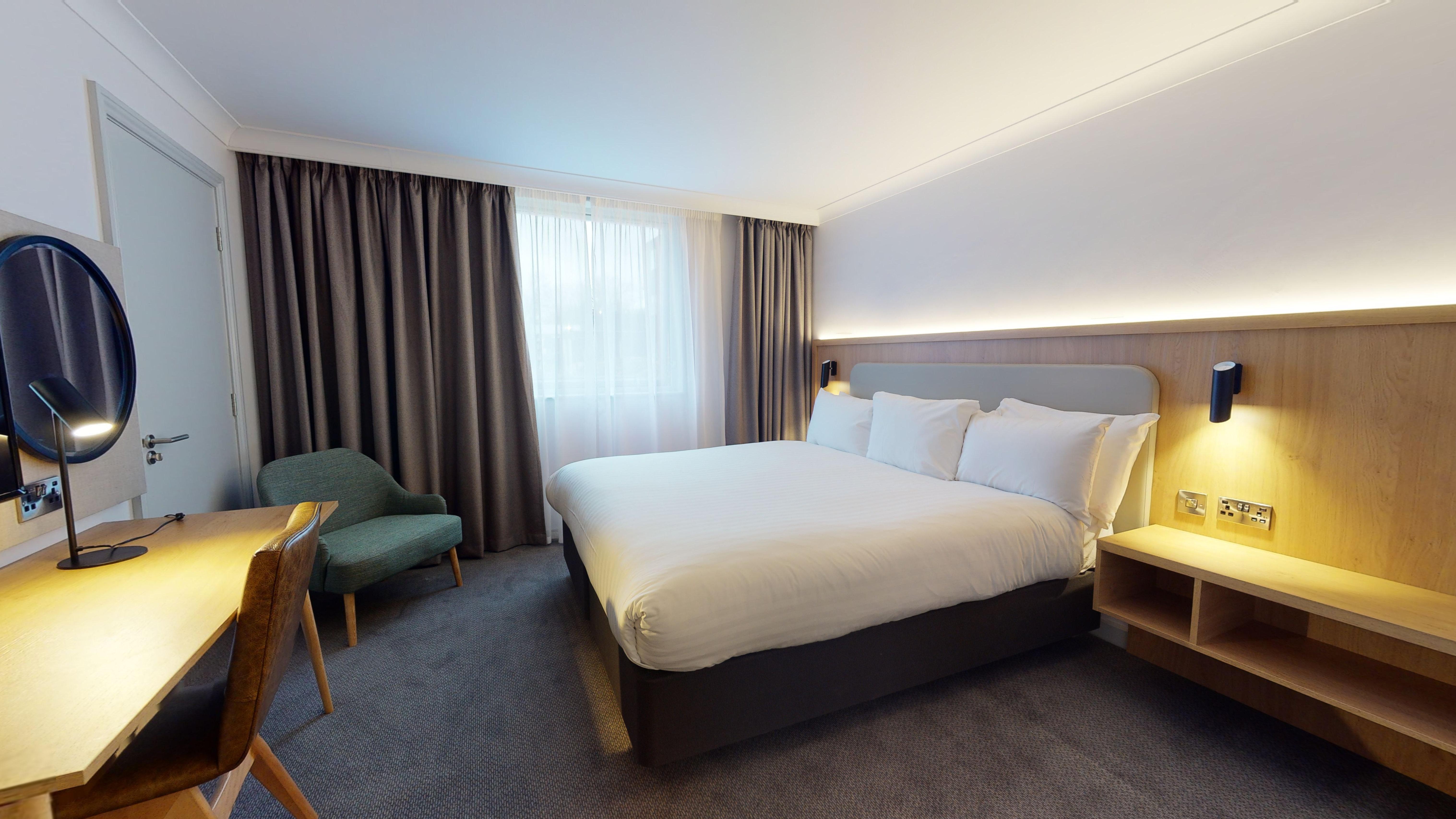 Holiday Inn Brentwood By Ihg Εξωτερικό φωτογραφία