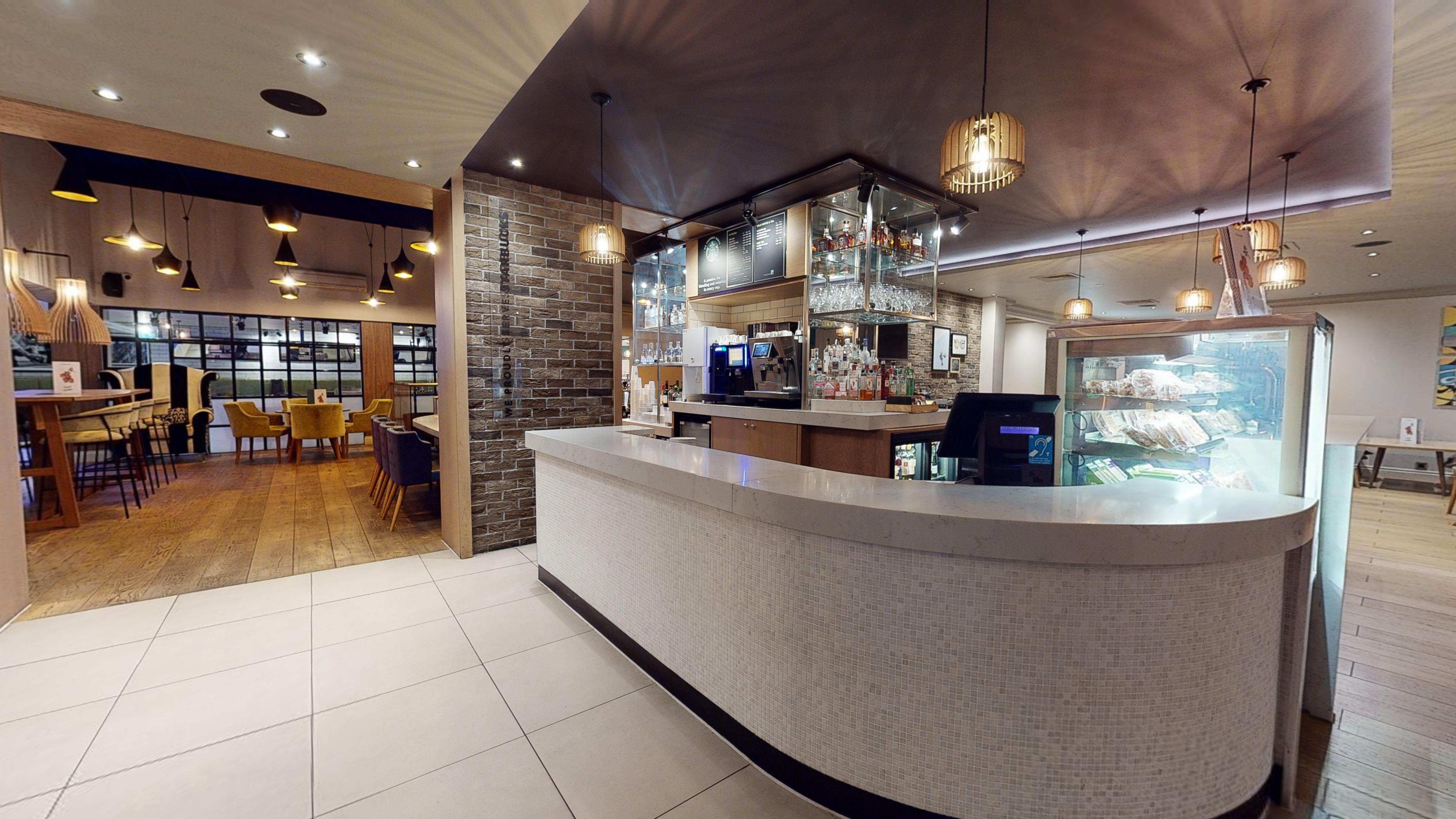 Holiday Inn Brentwood By Ihg Εξωτερικό φωτογραφία