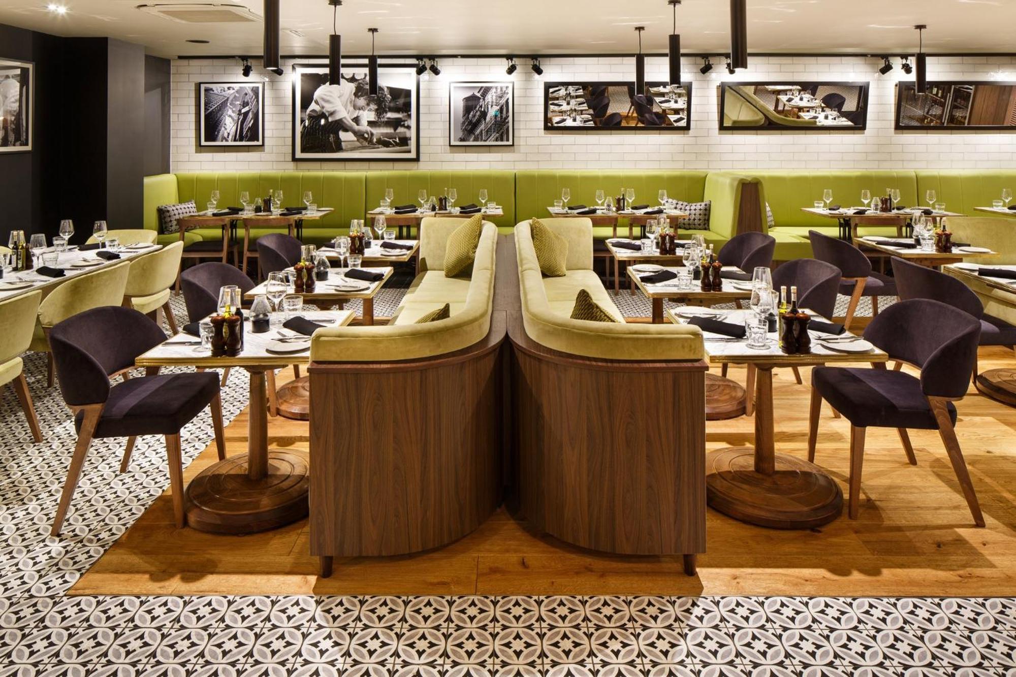 Holiday Inn Brentwood By Ihg Εξωτερικό φωτογραφία