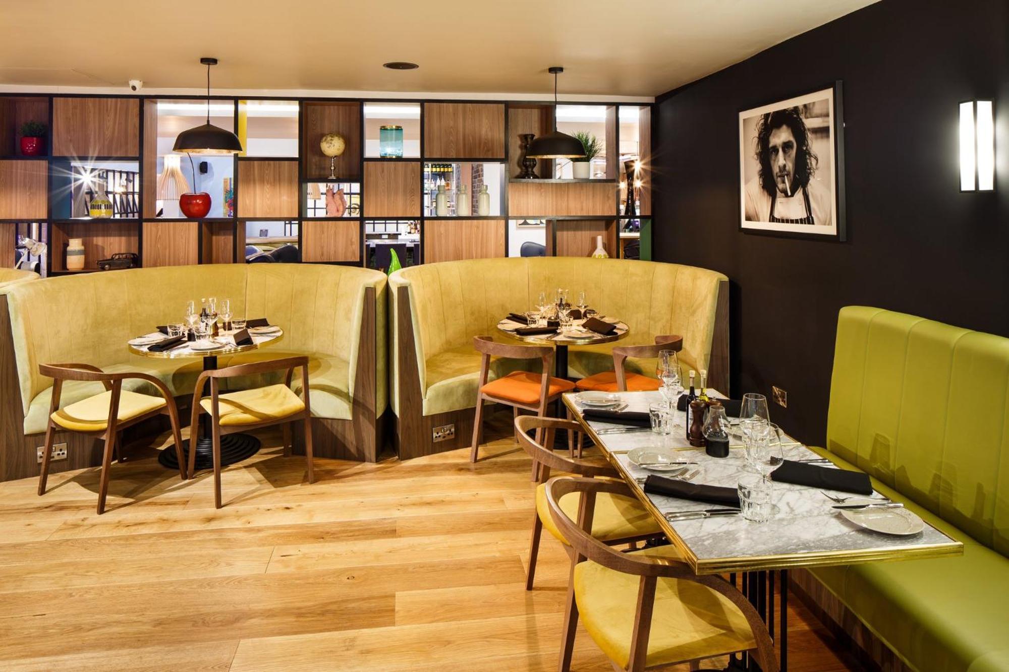 Holiday Inn Brentwood By Ihg Εξωτερικό φωτογραφία