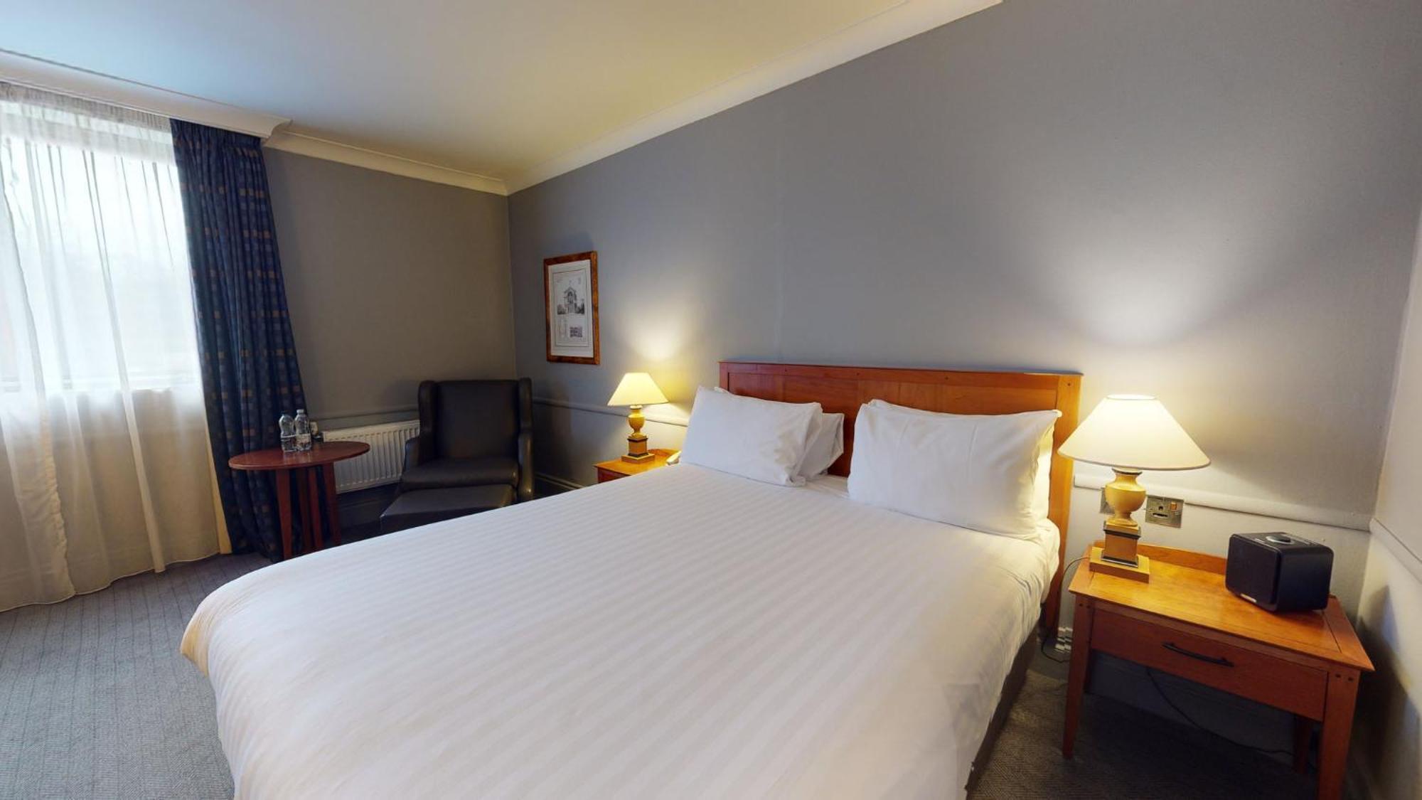 Holiday Inn Brentwood By Ihg Εξωτερικό φωτογραφία