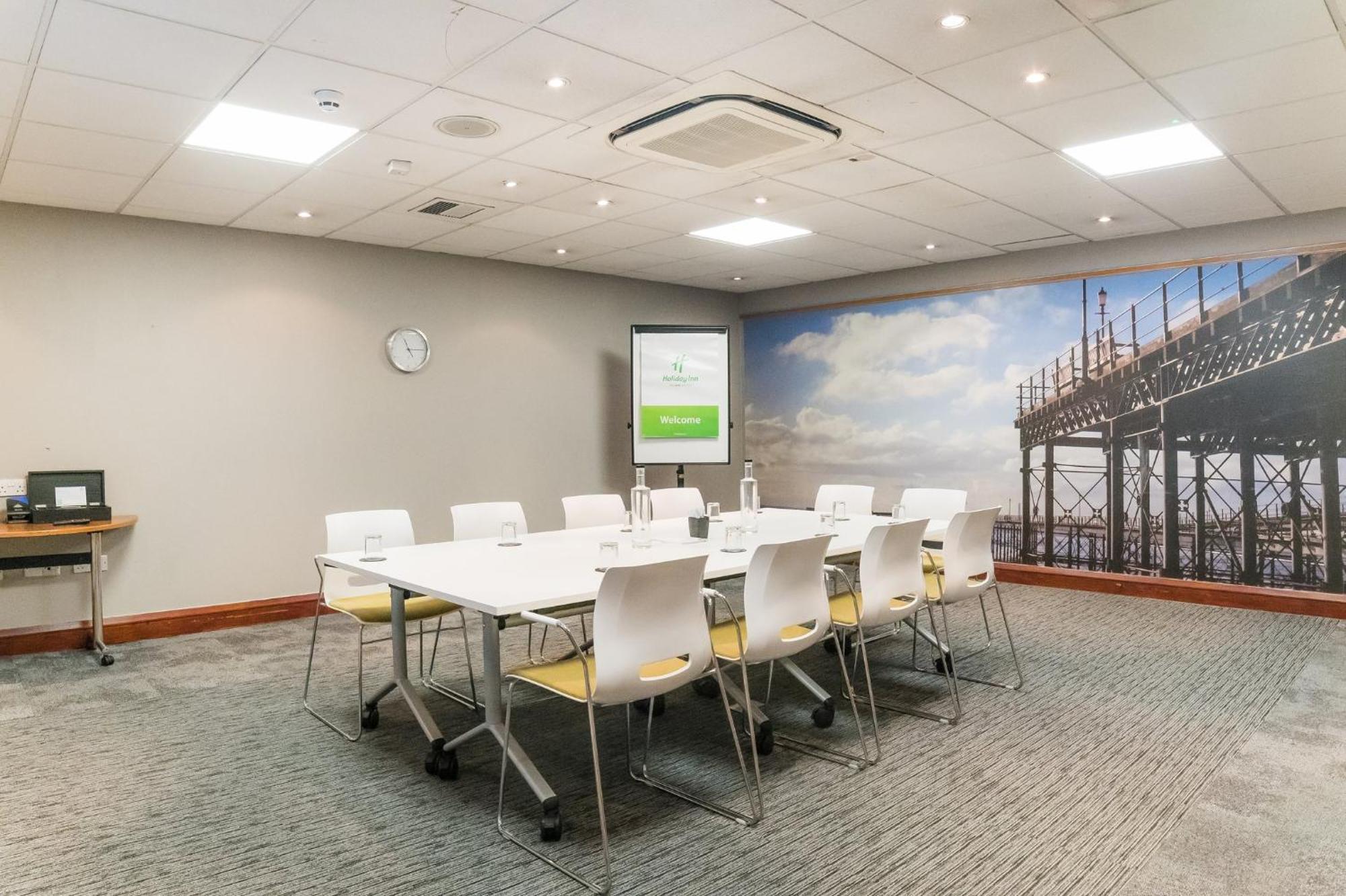 Holiday Inn Brentwood By Ihg Εξωτερικό φωτογραφία