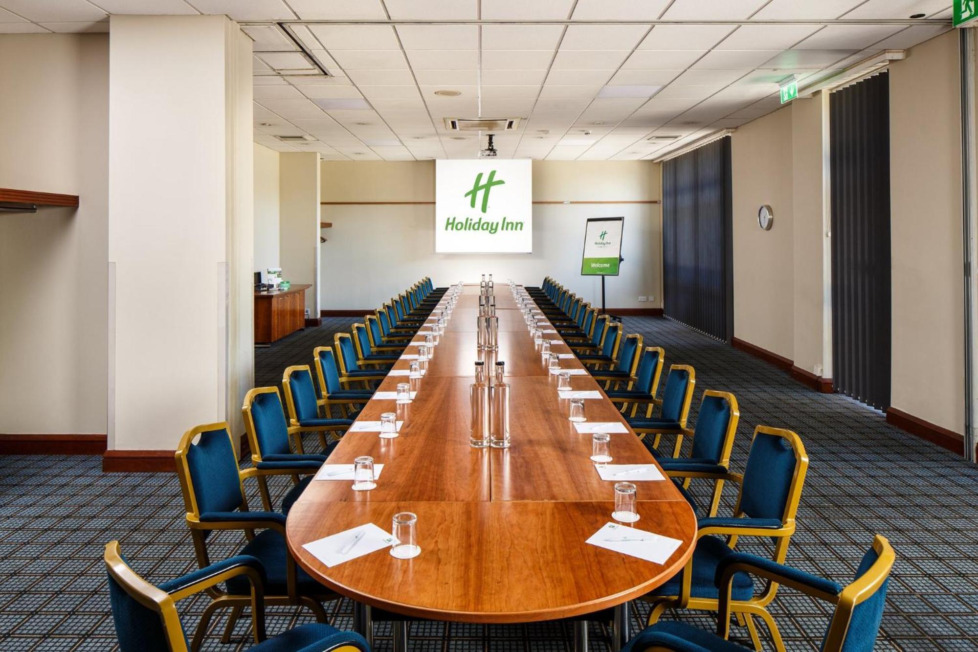 Holiday Inn Brentwood By Ihg Εξωτερικό φωτογραφία