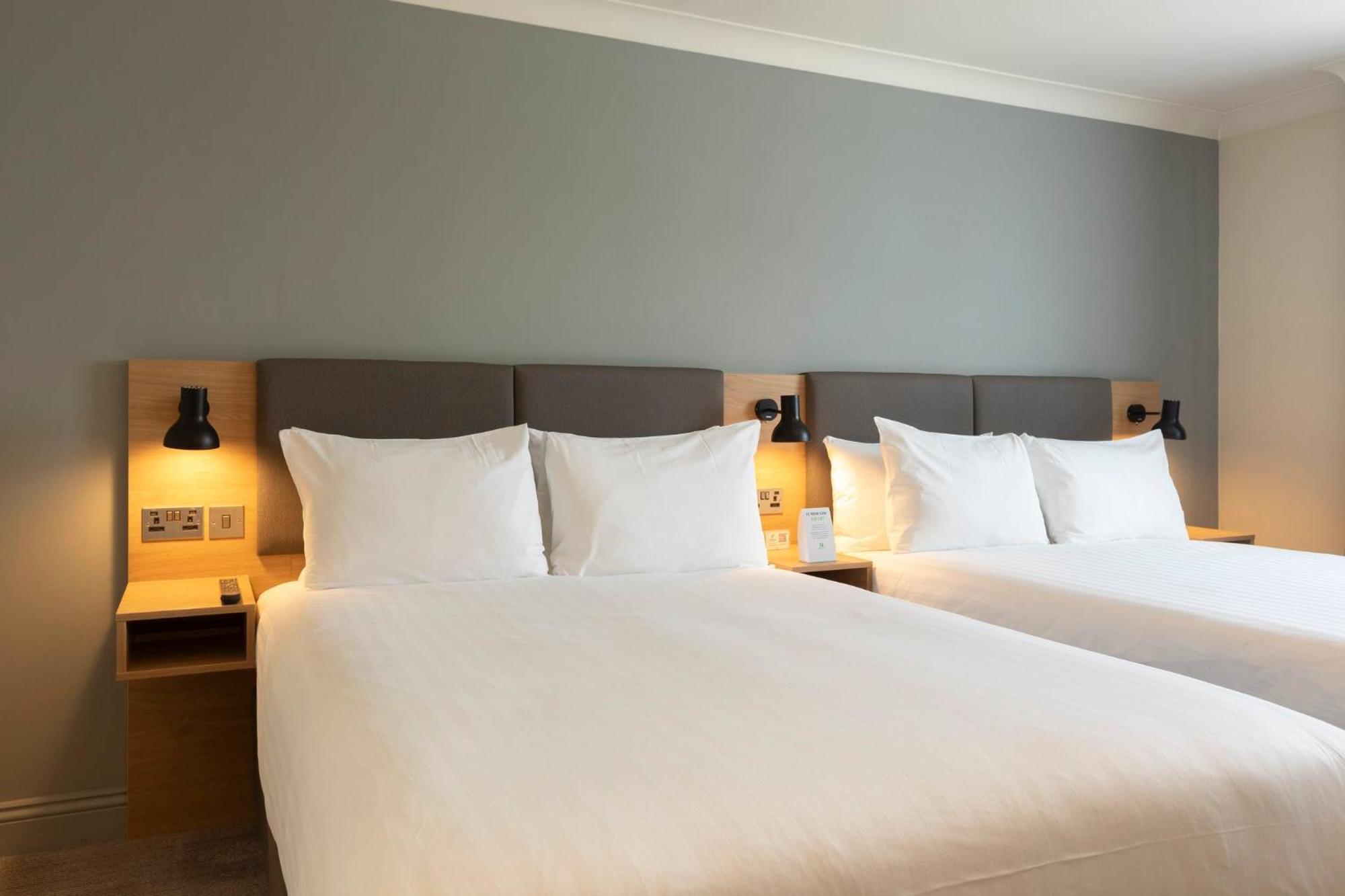 Holiday Inn Brentwood By Ihg Εξωτερικό φωτογραφία